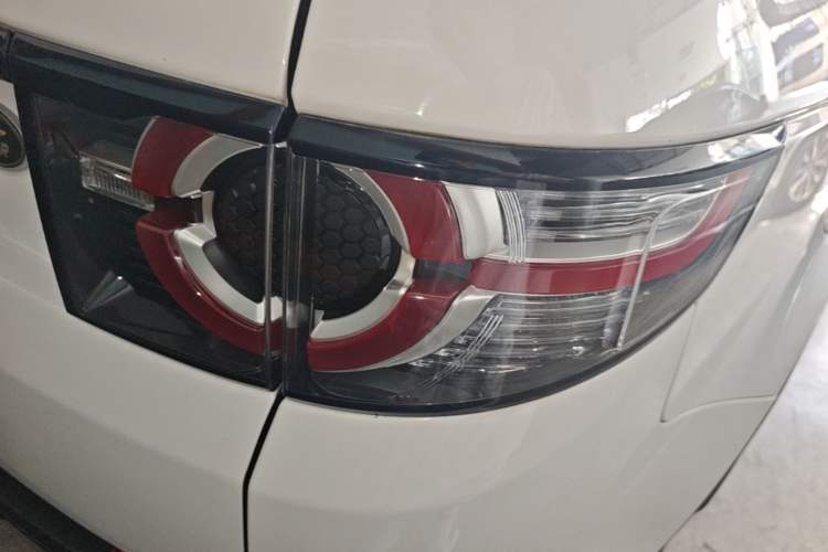 Used Land Rover Discovery Sport 2018 240 PS HSE Version Right Rear Taillight