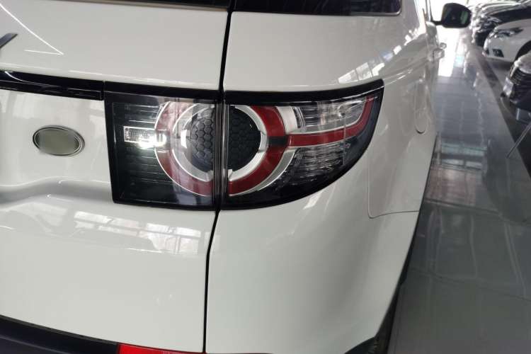 Used Land Rover Discovery Sport 2018 240 PS SE Version Right Rear Taillight