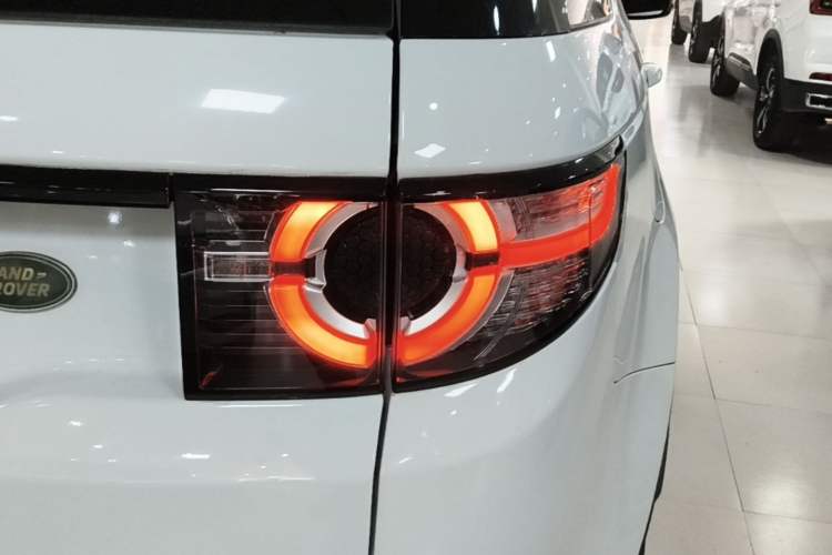 Used Land Rover Discovery Sport 2018 240 PS SE Version Right Rear Taillight