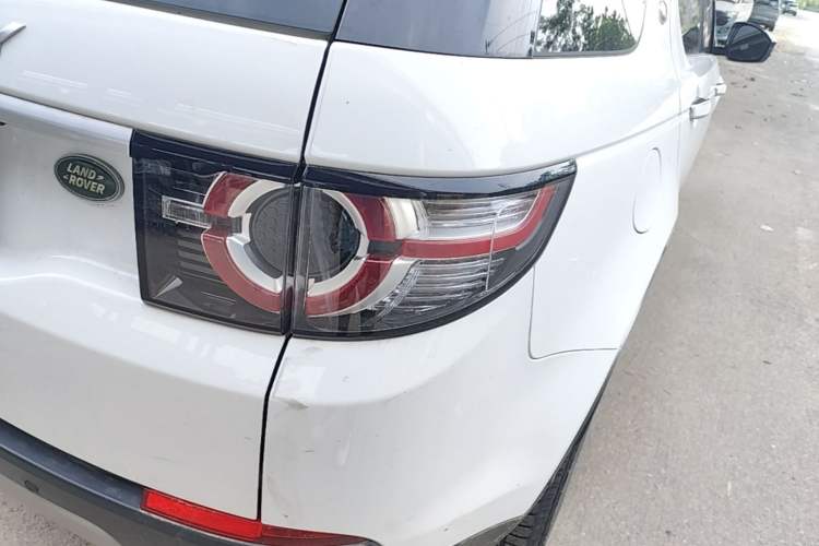 Used Land Rover Discovery Sport 2018 240 PS HSE LUXURY Edition Right Rear Taillight