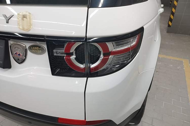 Used Land Rover Discovery Sport 2018 240 PS SE Version Right Rear Taillight