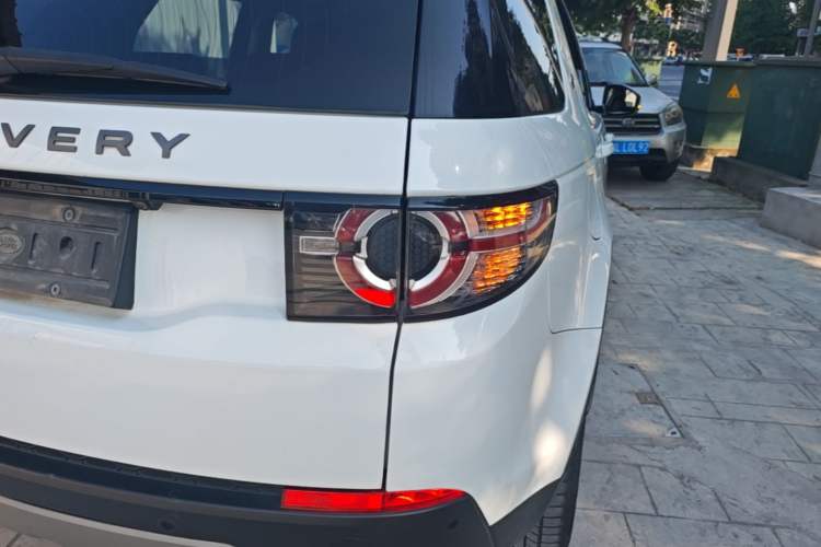 Used Land Rover Discovery Sport 2018 240 PS HSE Version Right Rear Taillight