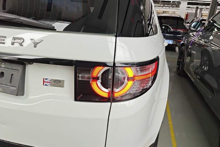 Used Land Rover Discovery Sport 2018 240 PS HSE Version Right Rear Taillight