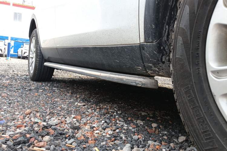 Used Land Rover Discovery Sport 2018 240 PS SE Version Right Side Sill