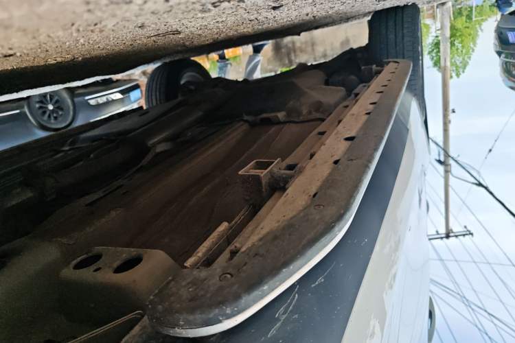 Used Land Rover Discovery Sport 2018 240 PS SE Version Right Side Sill
