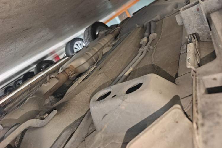 Used Land Rover Discovery Sport 2018 240 PS HSE Version Right Side Sill