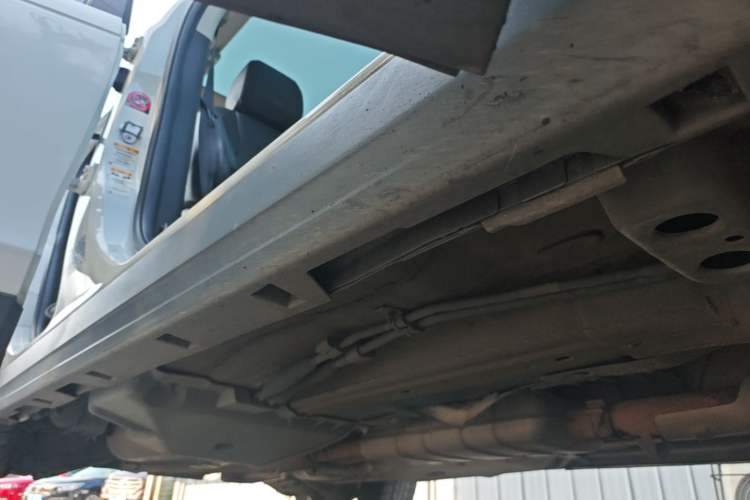 Used Land Rover Discovery Sport 2018 240 PS HSE Version Right Side Sill