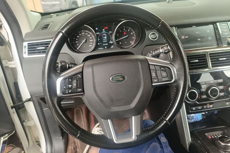 Used Land Rover Discovery Sport 2018 240 PS SE Version Steering Wheel