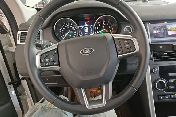 Used Land Rover Discovery Sport 2018 240 PS SE Version Steering Wheel