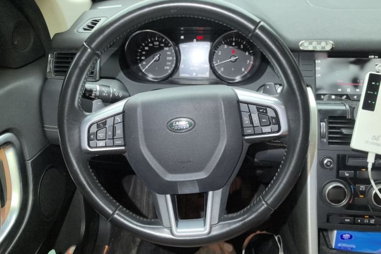 Used Land Rover Discovery Sport 2018 240 PS HSE LUXURY Edition Steering Wheel