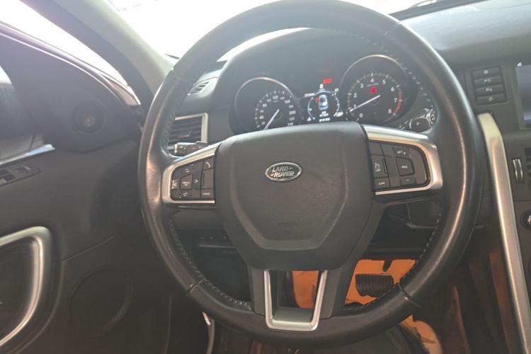 Used Land Rover Discovery Sport 2018 240 PS SE Version Steering Wheel