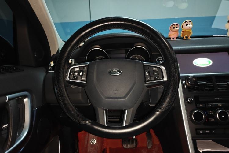 Used Land Rover Discovery Sport 2018 240 PS HSE Version Steering Wheel