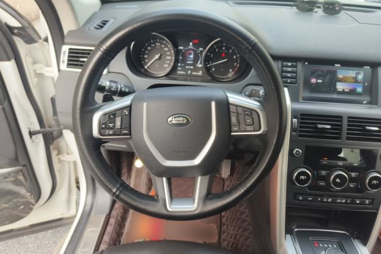 Used Land Rover Discovery Sport 2018 240 PS SE Version Steering Wheel