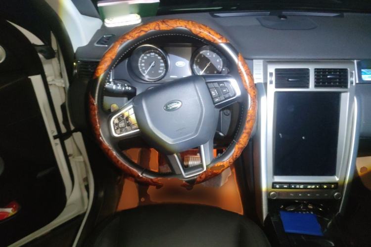Used Land Rover Discovery Sport 2018 240 PS SE Version Steering Wheel