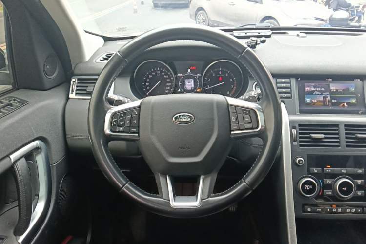 Used Land Rover Discovery Sport 2018 240 PS HSE Version Steering Wheel