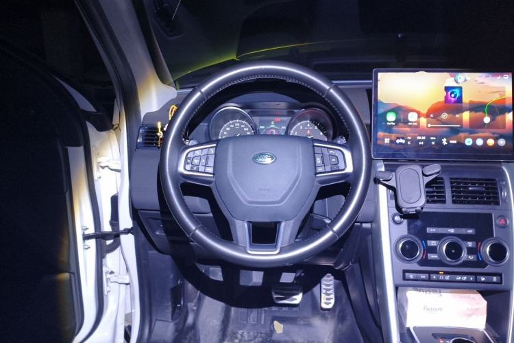 Used Land Rover Discovery Sport 2018 240 PS SE Version Steering Wheel