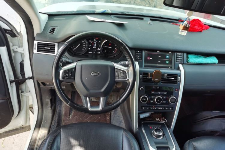 Used Land Rover Discovery Sport 2018 240 PS SE Version Steering Wheel