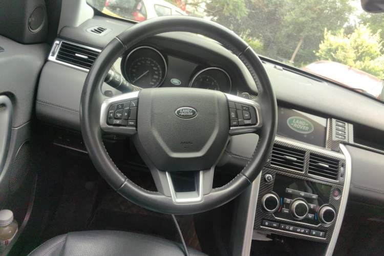 Used Land Rover Discovery Sport 2018 240 PS SE Version Steering Wheel