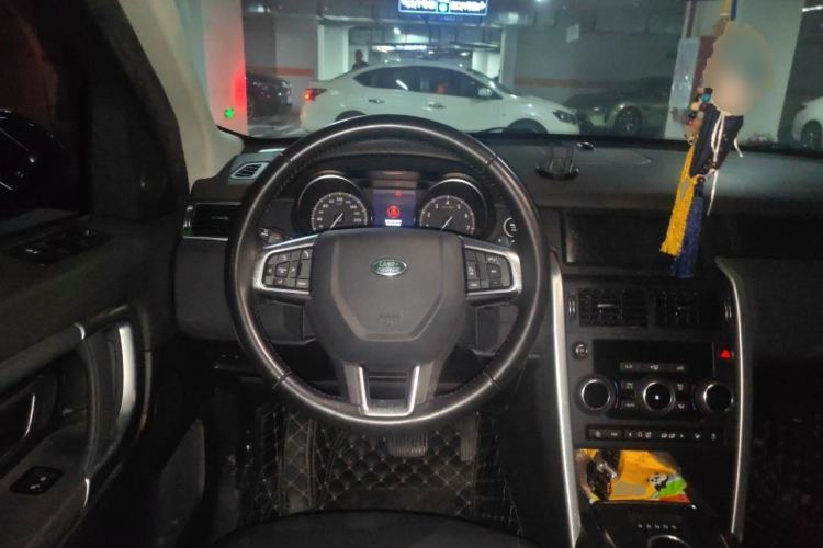 Used Land Rover Discovery Sport 2018 240 PS SE Version Steering Wheel