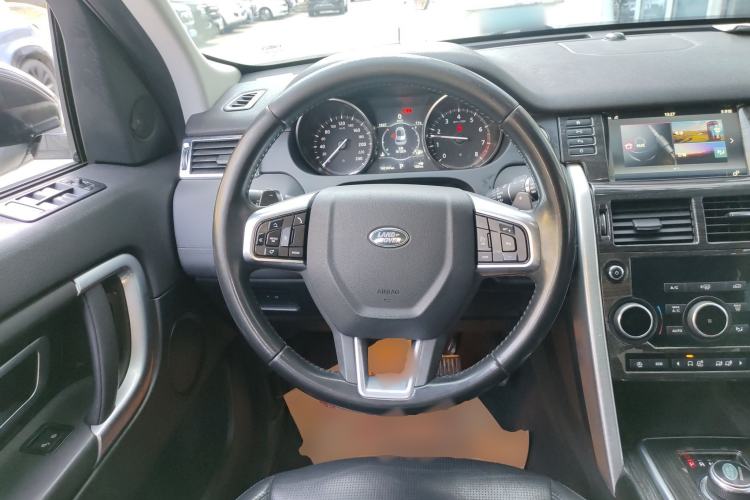 Used Land Rover Discovery Sport 2018 240 PS SE Version Steering Wheel