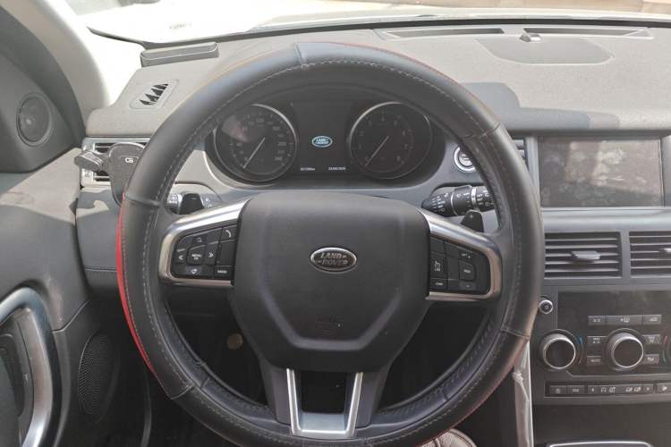 Used Land Rover Discovery Sport 2018 240 PS SE Version Steering Wheel