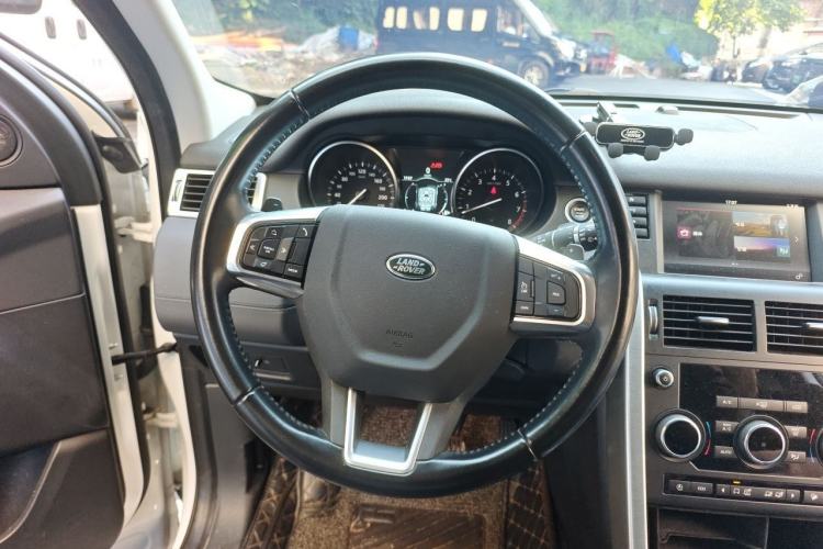 Used Land Rover Discovery Sport 2018 240 PS SE Version Steering Wheel