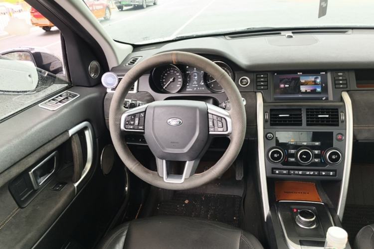 Used Land Rover Discovery Sport 2018 240 PS SE Version Steering Wheel