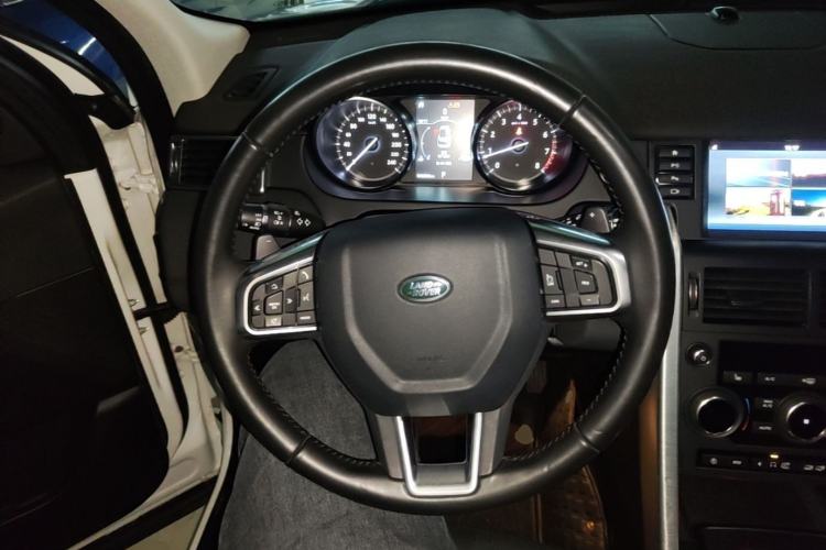 Used Land Rover Discovery Sport 2018 240 PS HSE Version Steering Wheel