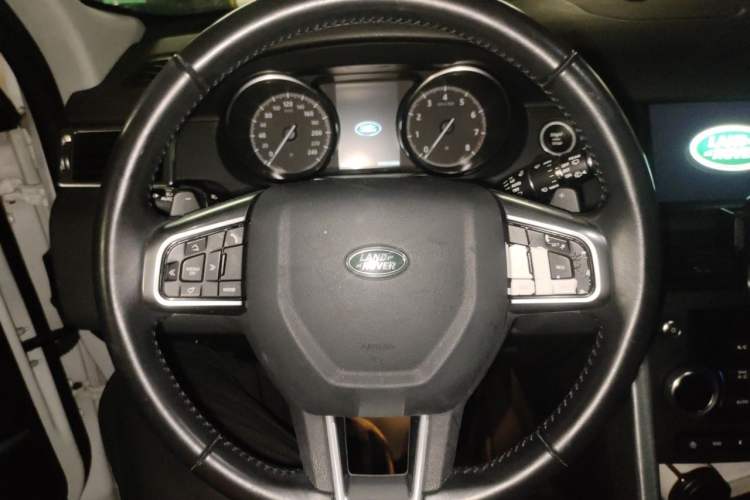 Used Land Rover Discovery Sport 2018 240 PS SE Version Steering Wheel