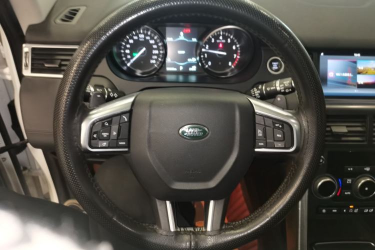 Used Land Rover Discovery Sport 2018 240 PS SE Version Steering Wheel