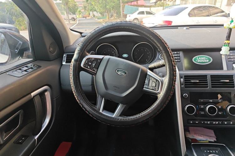 Used Land Rover Discovery Sport 2018 240 PS SE Version Steering Wheel