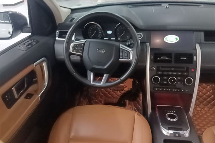 Used Land Rover Discovery Sport 2018 240 PS HSE Version Steering Wheel