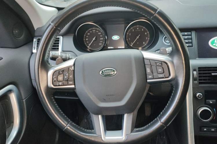 Used Land Rover Discovery Sport 2018 240 PS HSE Version Steering Wheel