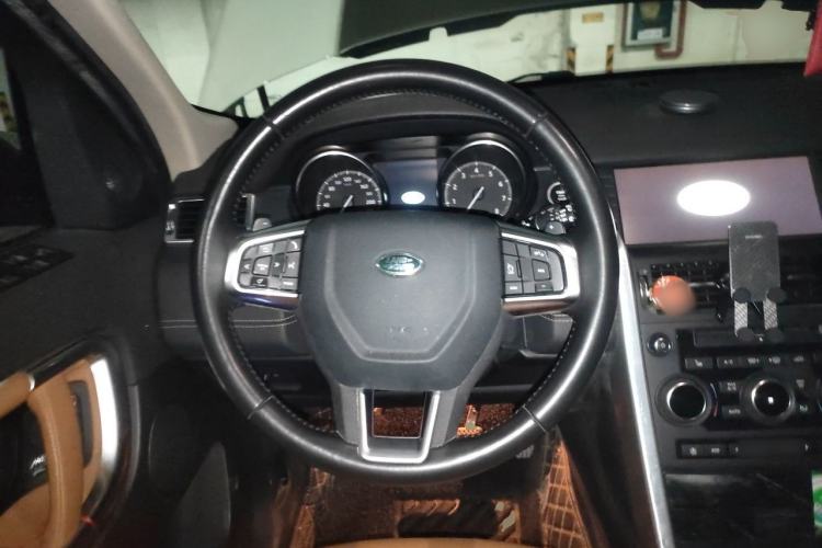 Used Land Rover Discovery Sport 2018 240 PS HSE LUXURY Edition Steering Wheel