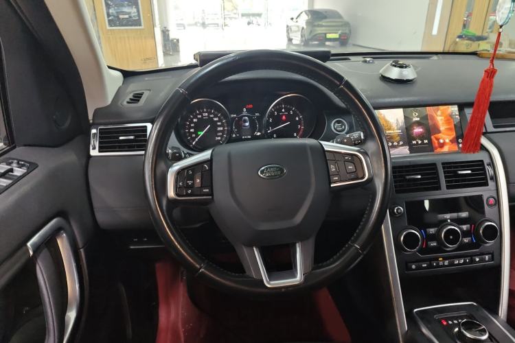Used Land Rover Discovery Sport 2018 240 PS SE Version Steering Wheel