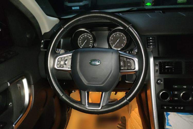 Used Land Rover Discovery Sport 2018 240 PS SE Version Steering Wheel
