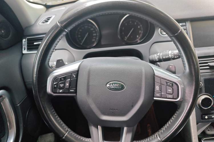 Used Land Rover Discovery Sport 2018 240 PS SE Version Steering Wheel