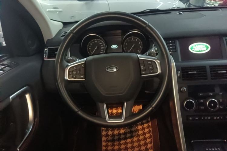 Used Land Rover Discovery Sport 2018 240 PS SE Version Steering Wheel