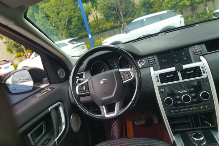 Used Land Rover Discovery Sport 2018 240 PS SE Version Steering Wheel