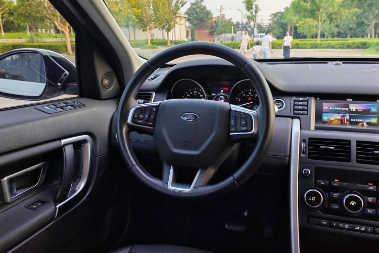 Used Land Rover Discovery Sport 2018 240 PS HSE Version Steering Wheel