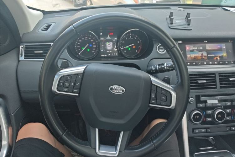 Used Land Rover Discovery Sport 2018 240 PS HSE Version Steering Wheel