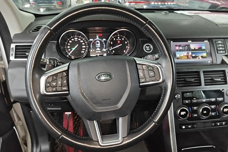 Used Land Rover Discovery Sport 2018 240 PS HSE Version Steering Wheel