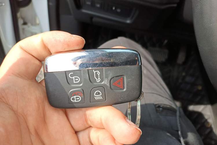 Used Land Rover Discovery Sport 2018 240 PS SE Version Vehicle Key