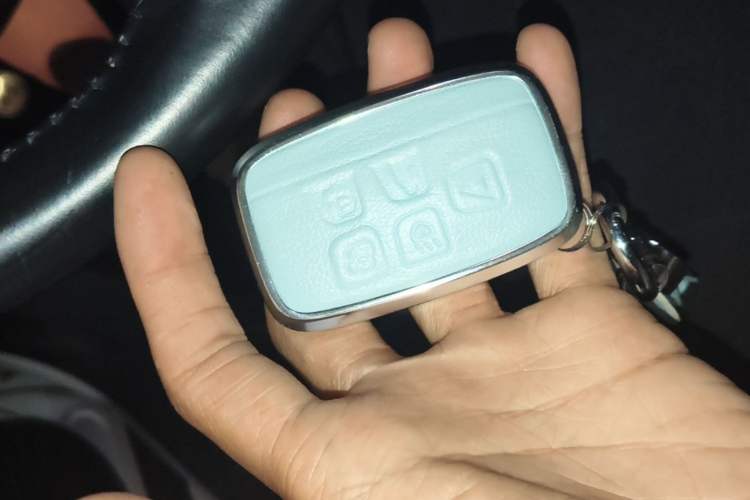 Used Land Rover Discovery Sport 2018 240 PS SE Version Vehicle Key