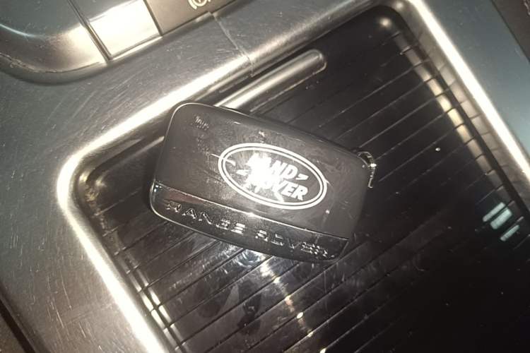 Used Land Rover Discovery Sport 2018 240 PS SE Version Vehicle Key