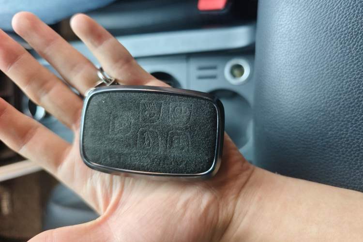 Used Land Rover Discovery Sport 2018 240 PS SE Version Vehicle Key