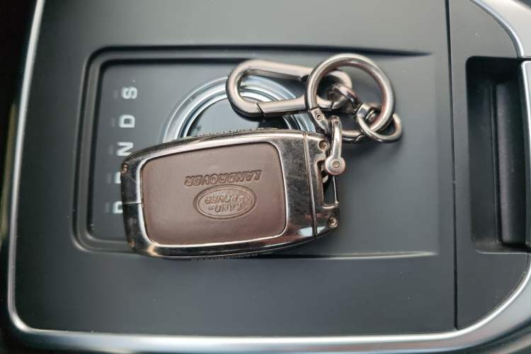 Used Land Rover Discovery Sport 2018 240 PS SE Version Vehicle Key