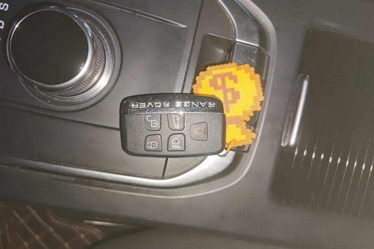 Used Land Rover Discovery Sport 2018 240 PS SE Version Vehicle Key