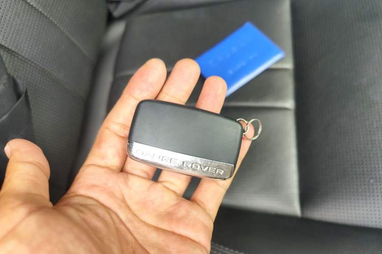Used Land Rover Discovery Sport 2018 240 PS SE Version Vehicle Key
