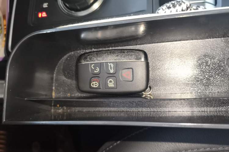 Used Land Rover Discovery Sport 2018 240 PS HSE Version Vehicle Key